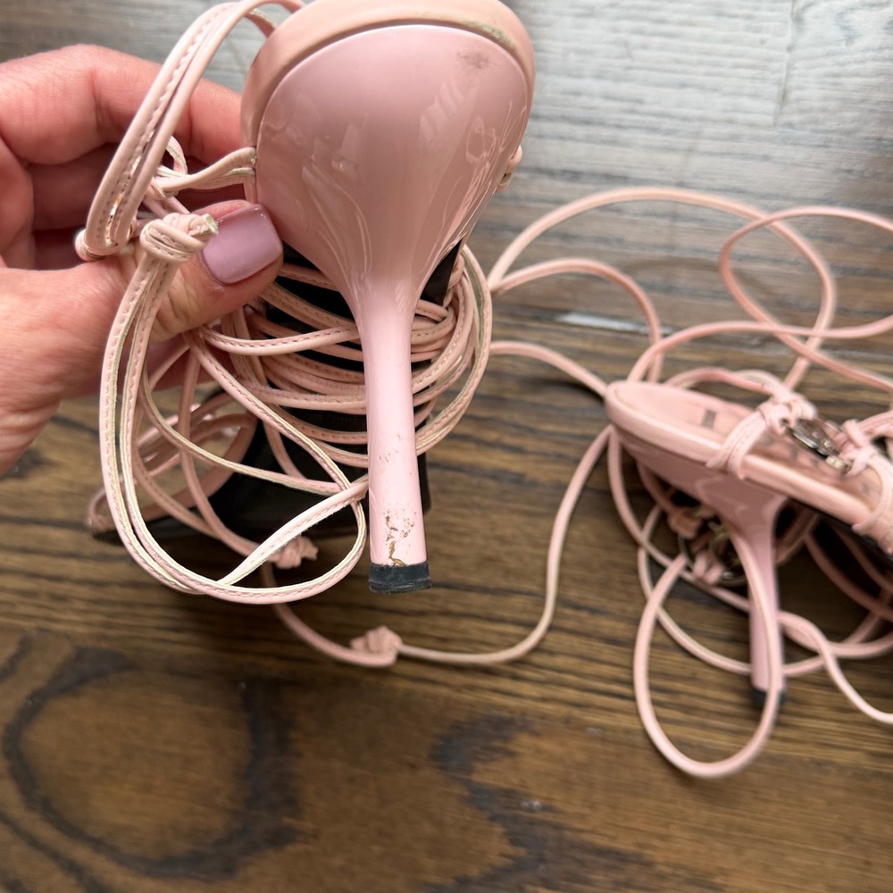 CHRISTIAN DIOR Sexy Vintage Pink Strappy Sandal Heel Silver Medallions Size 9 - Picture 6 of 13
